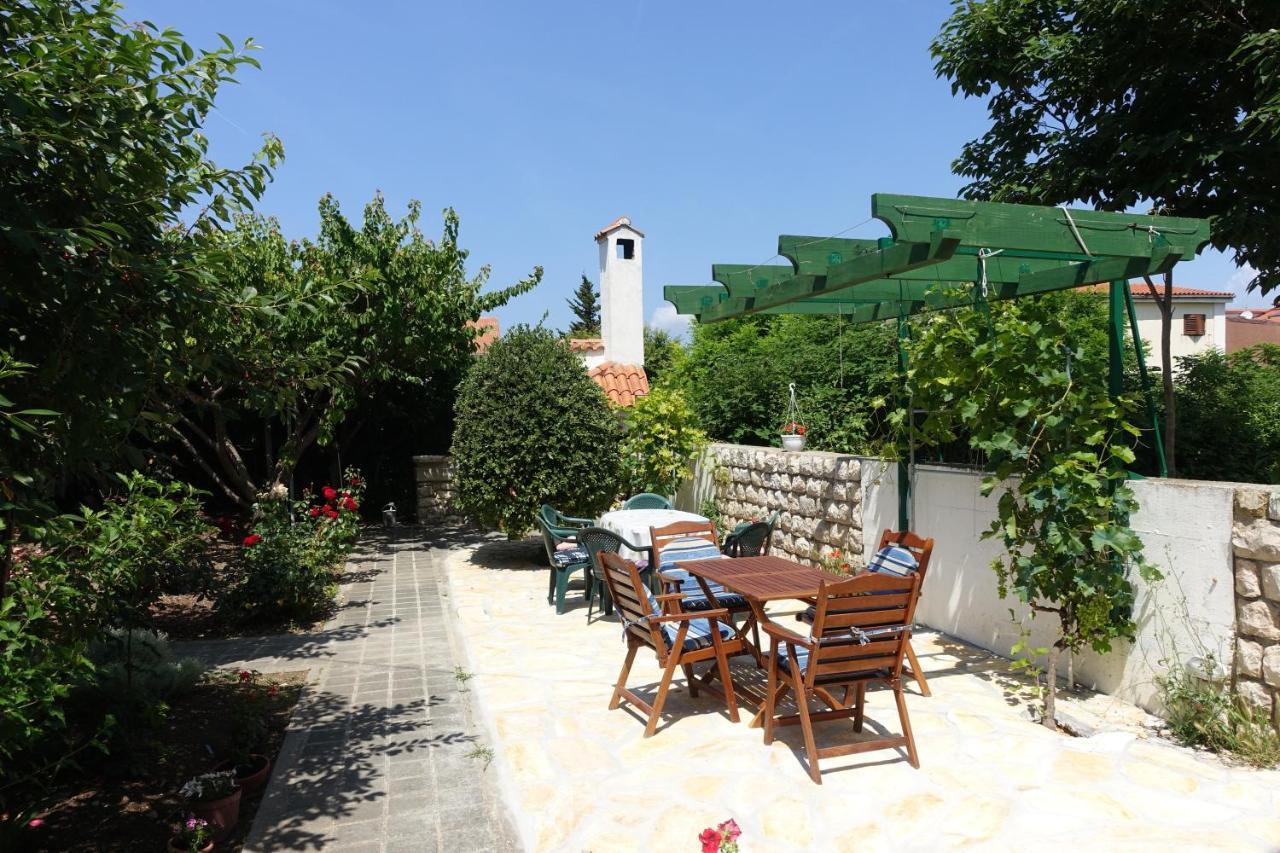 Apartments And Rooms With Parking Space Nin, Zadar - 5805 Kültér fotó